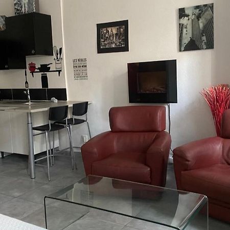 Le Suffren, Ventile ,Wifi, A 100 M De La Plage Toulon Bagian luar foto