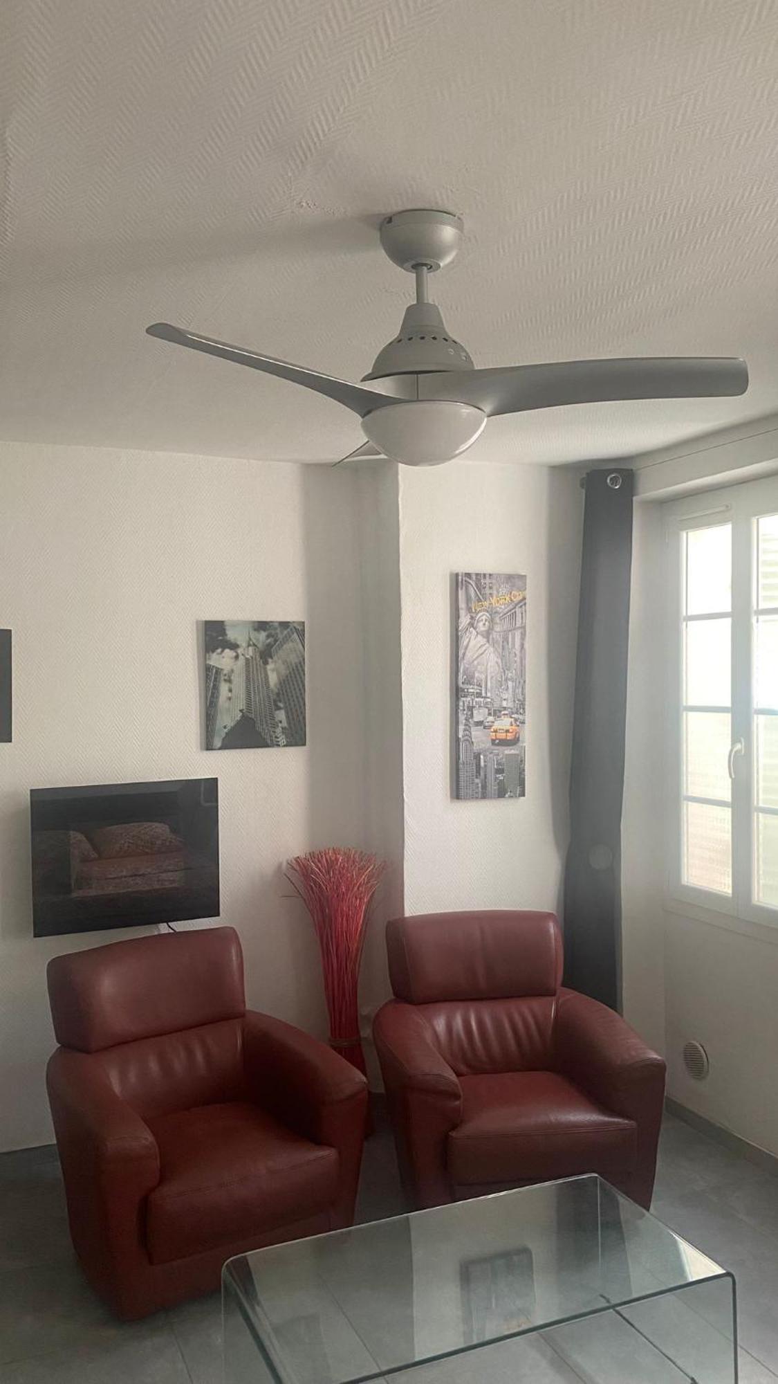 Le Suffren, Ventile ,Wifi, A 100 M De La Plage Toulon Bagian luar foto
